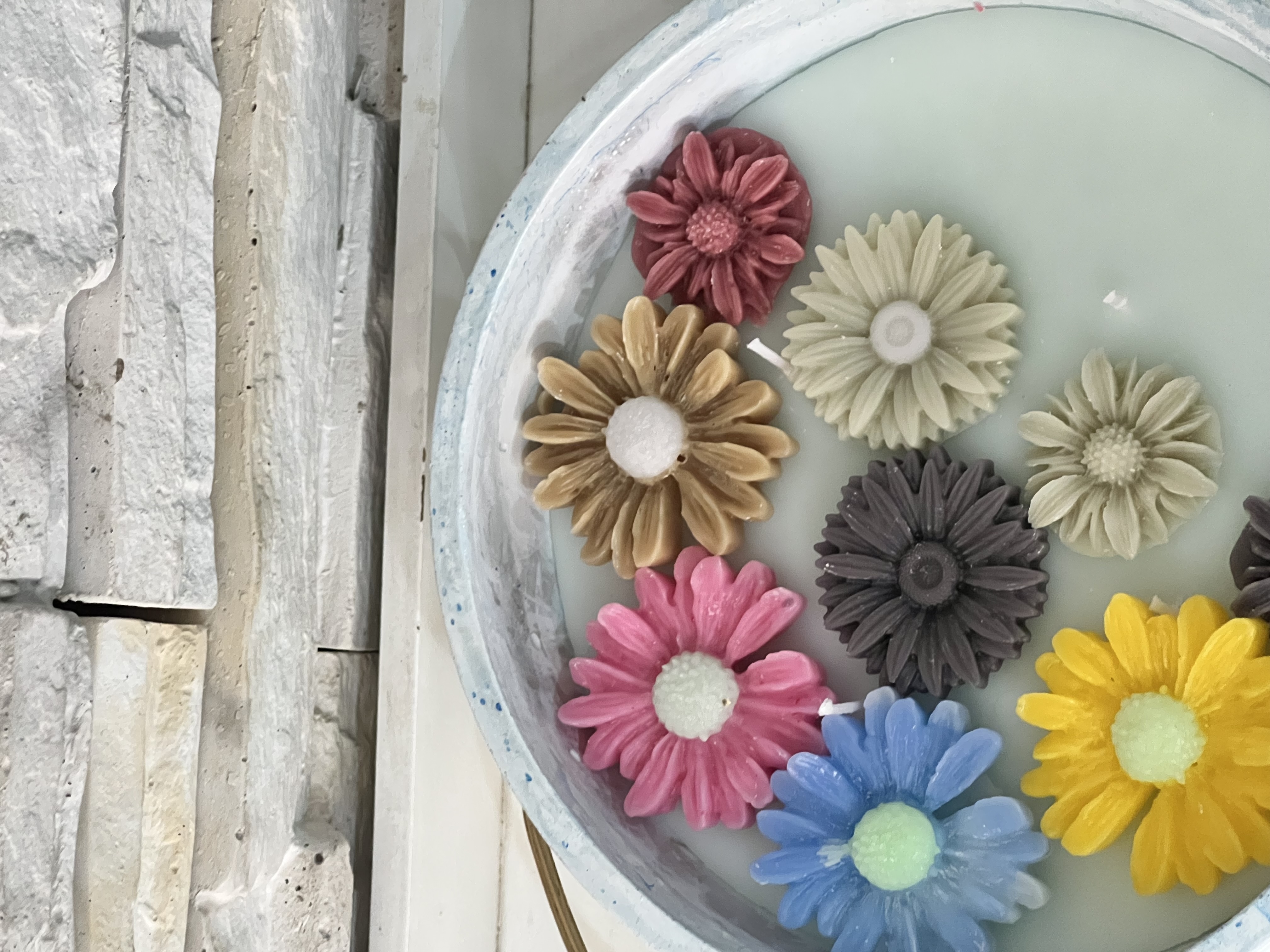 Flower Bowl Candle Arrangement thumbnail 6